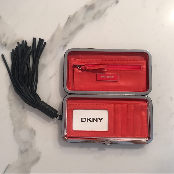 Refinery29 for DKNY Box Clutch - Picture 2 of 6